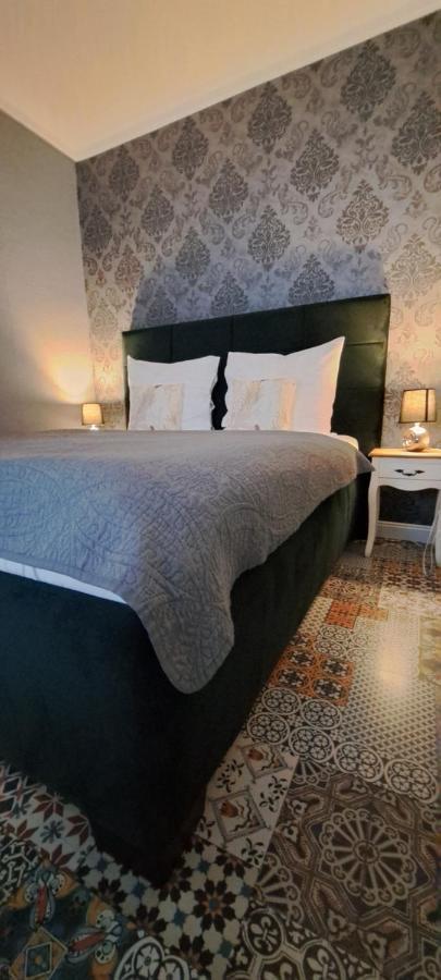 Apartman Sv. Urban Bratislava Extérieur photo