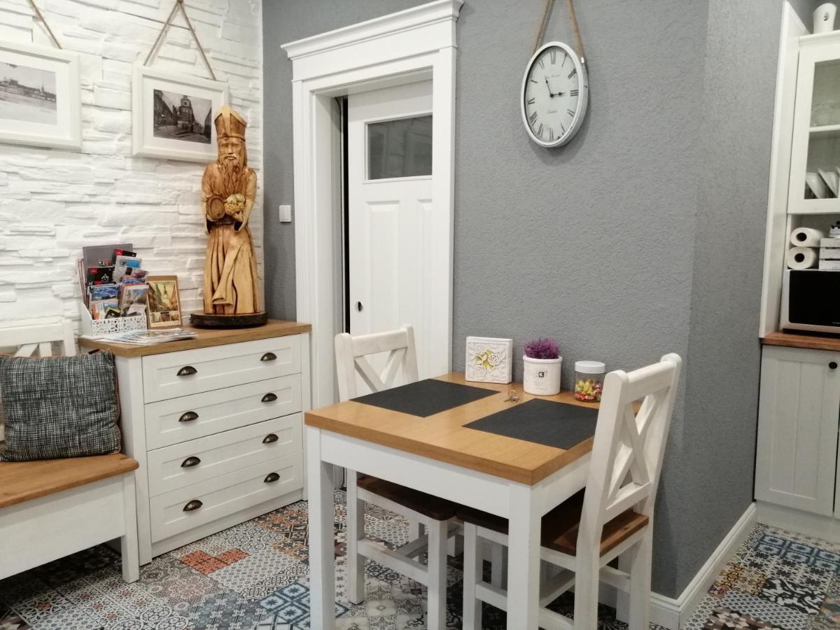 Apartman Sv. Urban Bratislava Extérieur photo